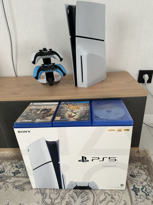 Sony PlayStation 5 Slim + геймпад голубой