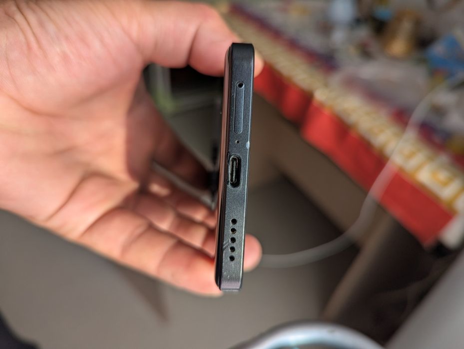 Продам redmi K70E 256gb. (Poco x6 pro)