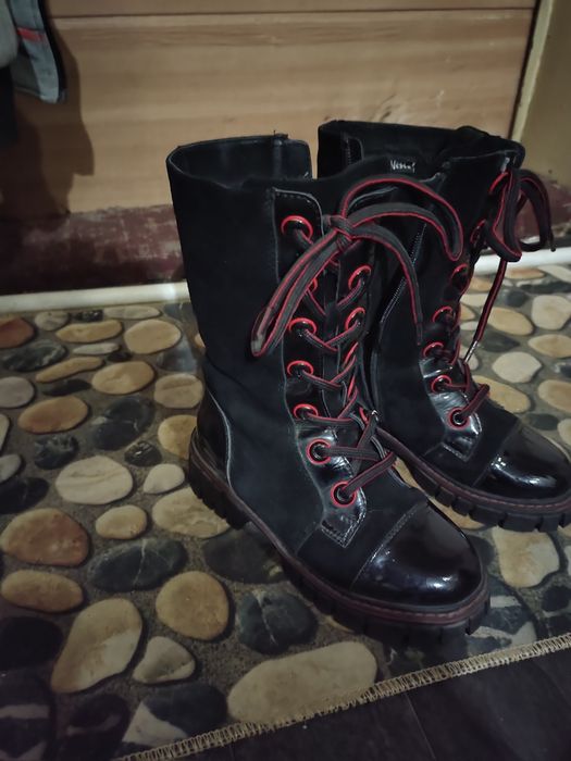 Зимние детские сапоги