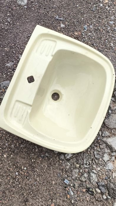 Раковина 1800 тенге