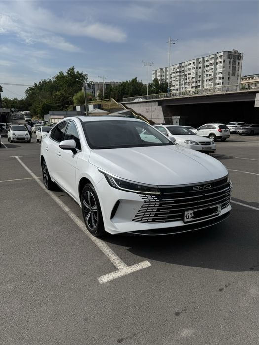 BYD Chazor dm-i gibrid 120 km comforf сотилади !!!