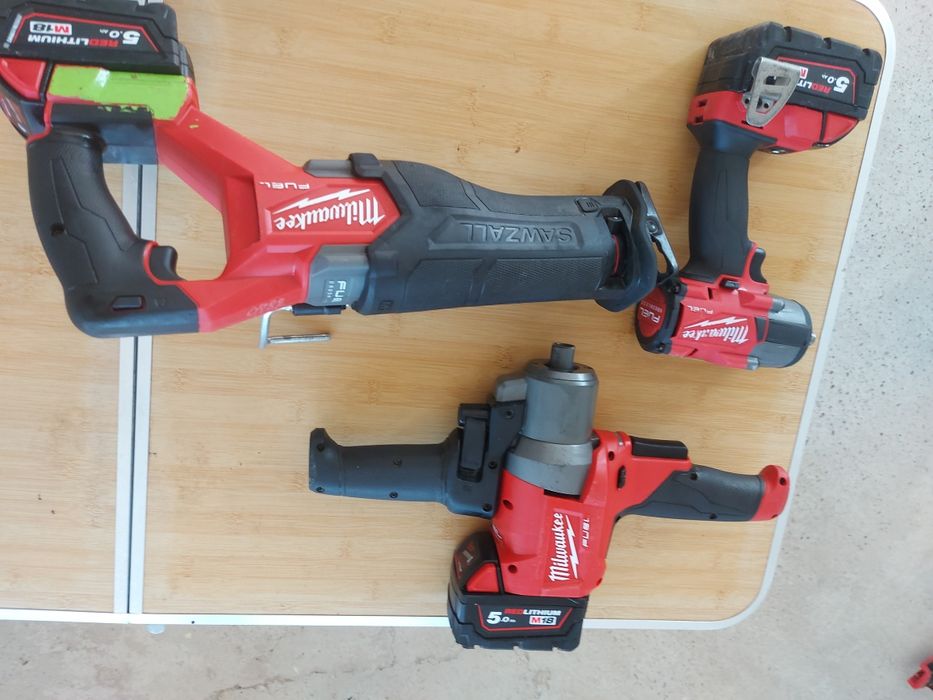 Milwaukee scule electrice m18