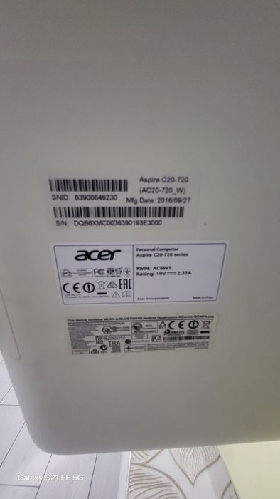 Монитор acer  рабочем состояние