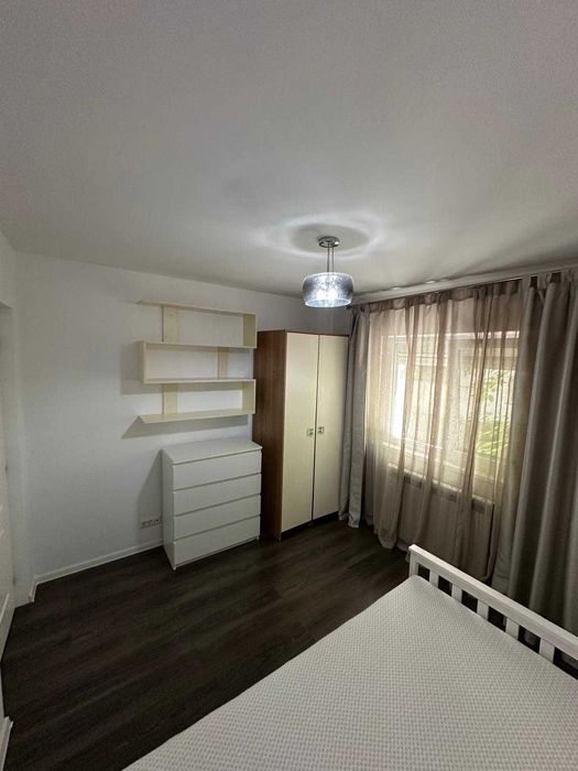 Apartament 3 camere zona Bucovina-parc
