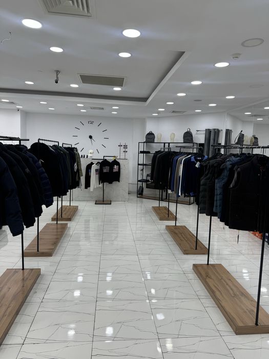 Продаётся полностью готовый и действующий магазин мужской одежды