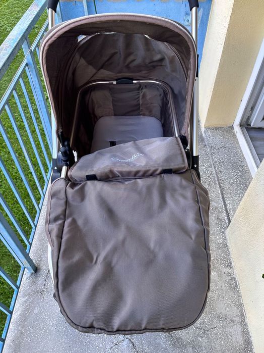 Cărucior bebe Coccolle 2 în 1 – landou + sport, maro/bej – stare foarte bună
