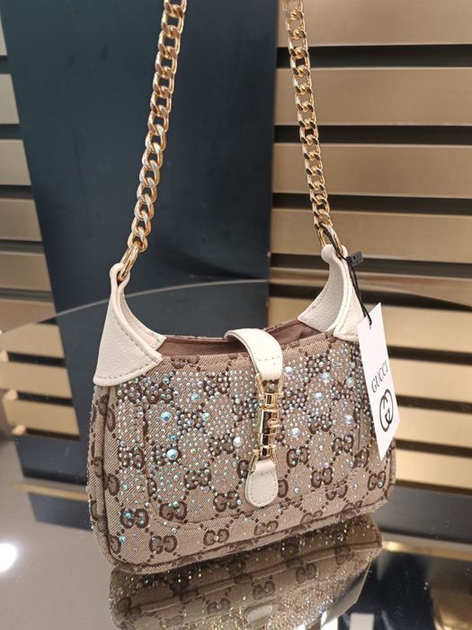 Страхотна чснта тип аксесоар