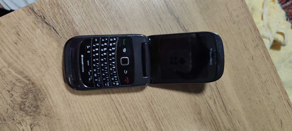 Blackberry 9670 srochni sotilafi
