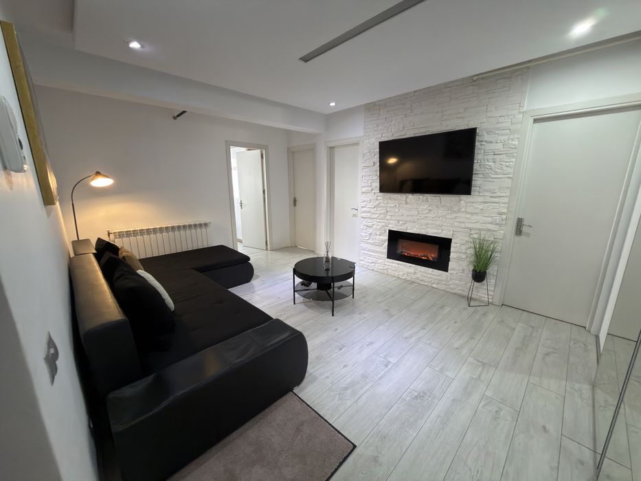 Apartament 3 camere Sub Cetate Parc Poligon Baza sportiva Floresti