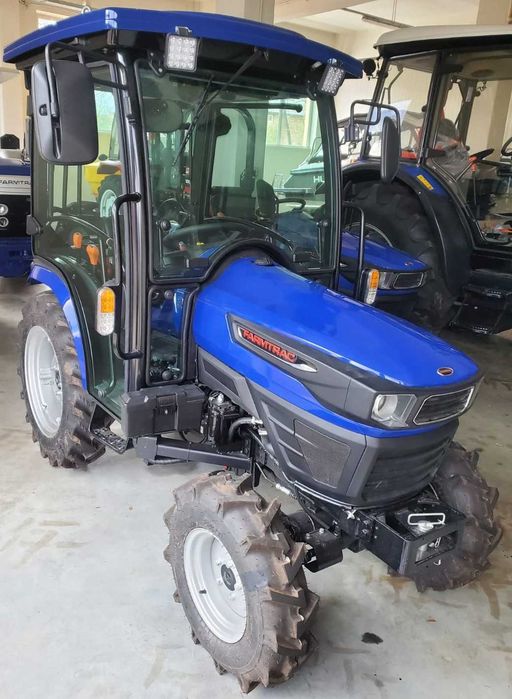 Tractor FARMTRAC 26 4WD/ 25 CP cabina