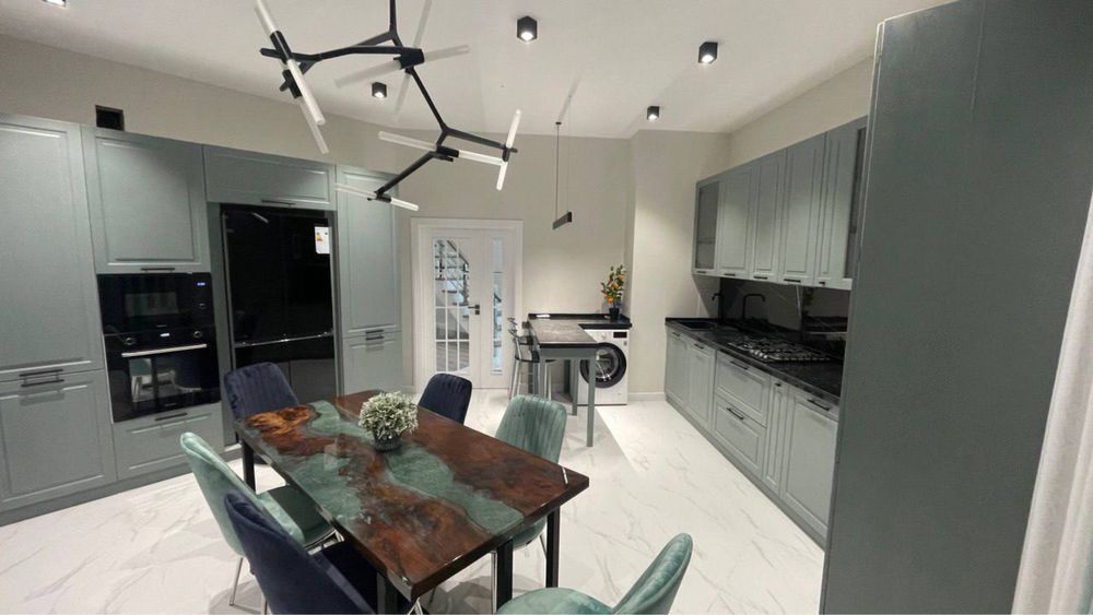 Новостройка Parisien от Golden House 4 комнатная 8-9 этаж, 143м2