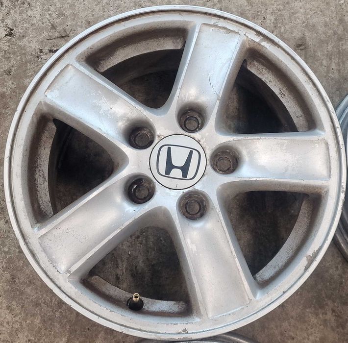 Джанти Honda 15 5x114.3 6JJ ET50 Хонда 15 5х114.3 64.1