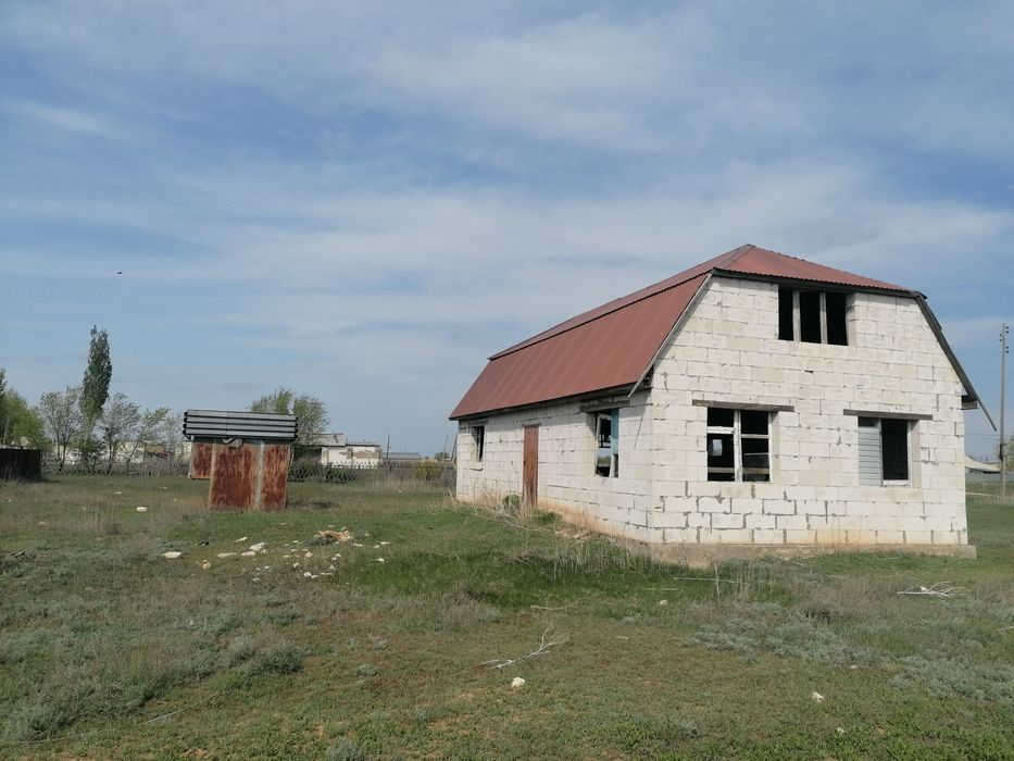 Дом мансард недостроенный