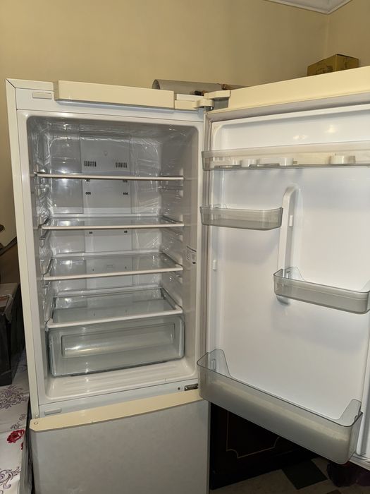 Продается холодильник