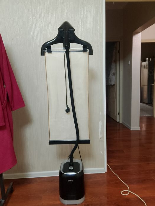 Паровой утюг, в хорошем состоянии, срочно