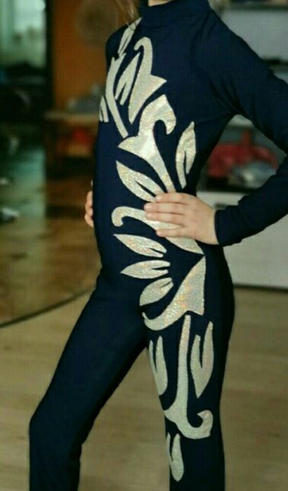 Комбинезон для фигурного катания