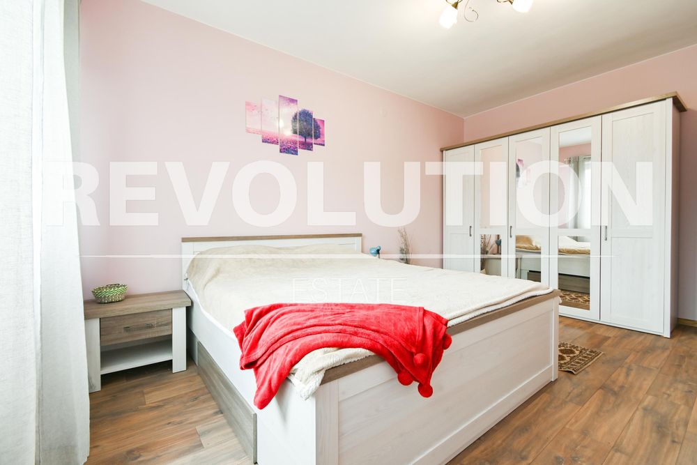 Дава се под наем Четиристаен апартамент в София, Гоце Делчев - 80 кв.м за 650 € - Снимка #5