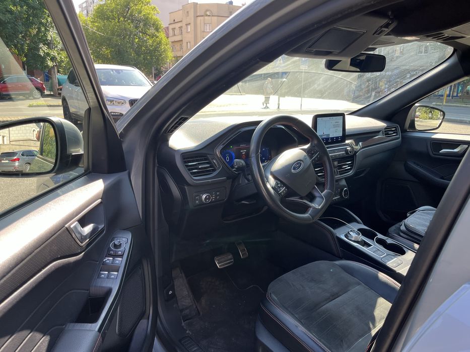 FORD Kuga 2022 — imagine 5