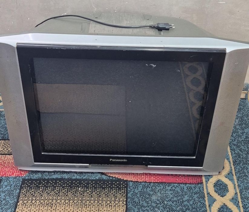Продаю телевизор, Panasonic Colour TV