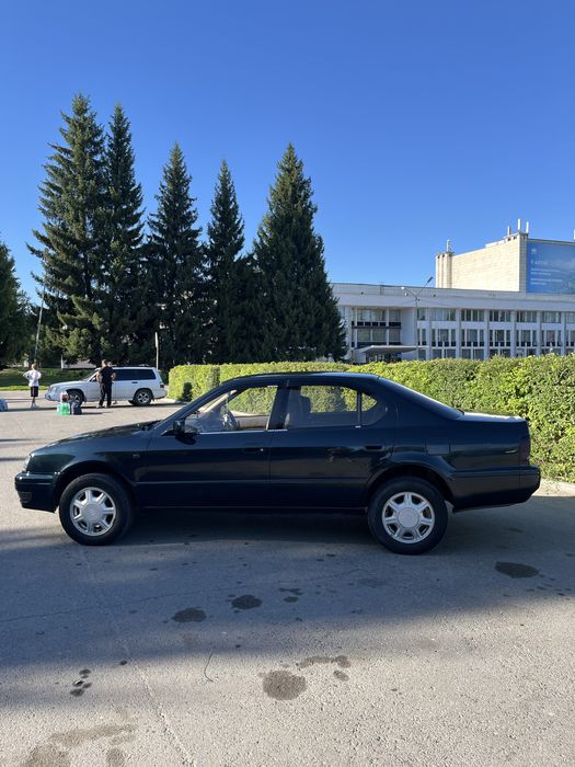 Продам Toyota Camry SV43