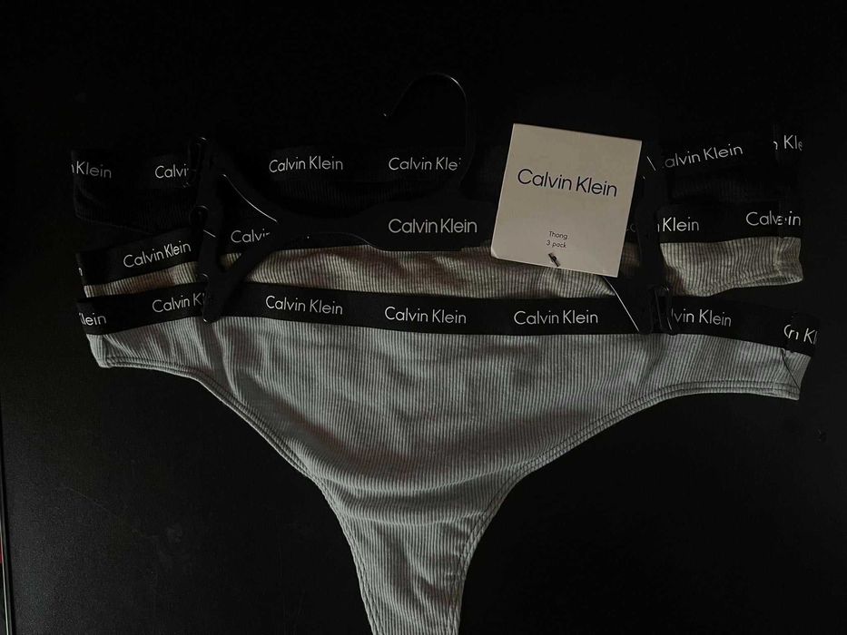 Chiloti de dama Calvin Klein, cu pretul pe ei , seturi 3 perechi