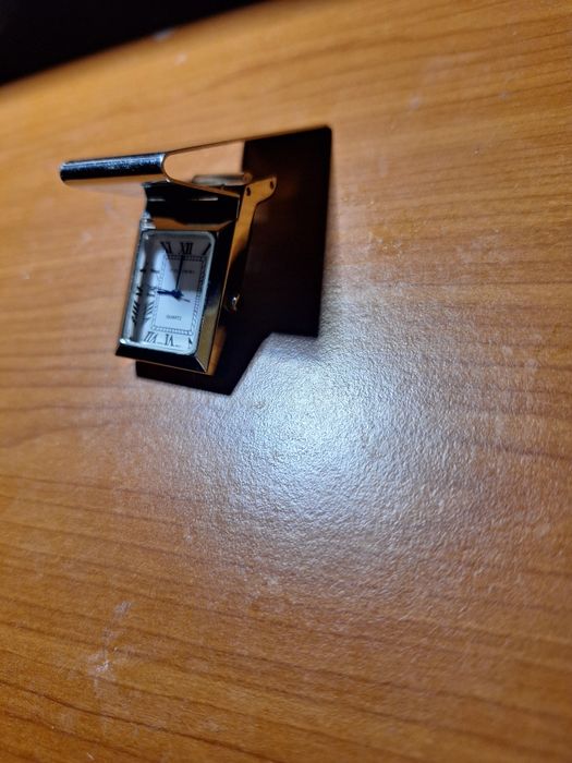 Ceas de curea colibri