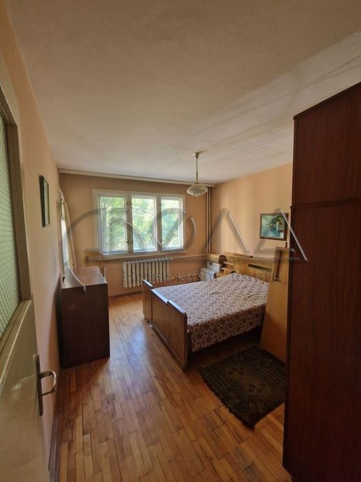 Продава се Тристаен апартамент в София, Разсадника - 115 кв.м за 2144 €/кв.м - Снимка #6
