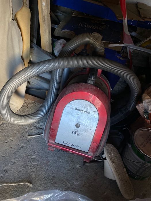 Пылесос пилесос 2штук