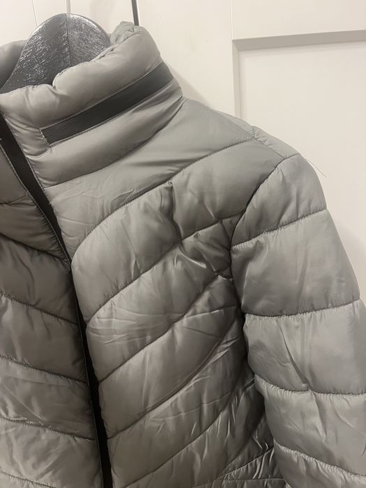 Geaca Zara marime XL (potrivita si pe M-L)