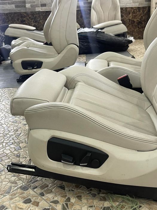 Сиденья от BMW F15 / G30