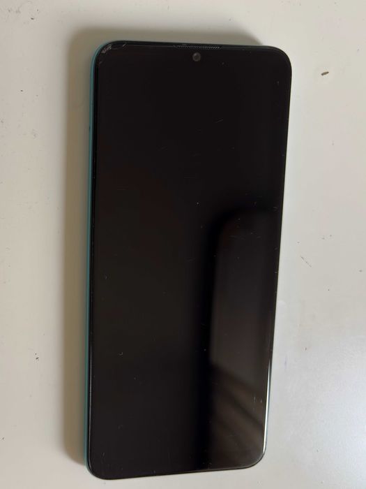 5 telefoane ieftine – Huawei P40 Lite / iPhone 11 & SE 1 / Motorola / Redmi