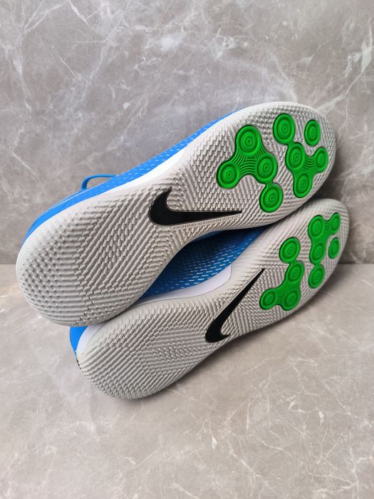 Nike PHANTOM футболни обувки 41 номер