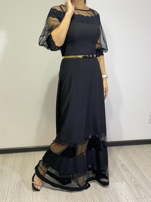 Продам платье , черное, пости новое