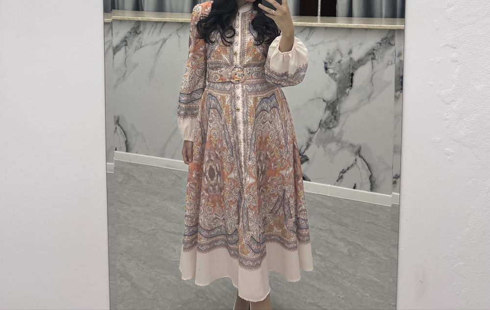 Продам платья новые