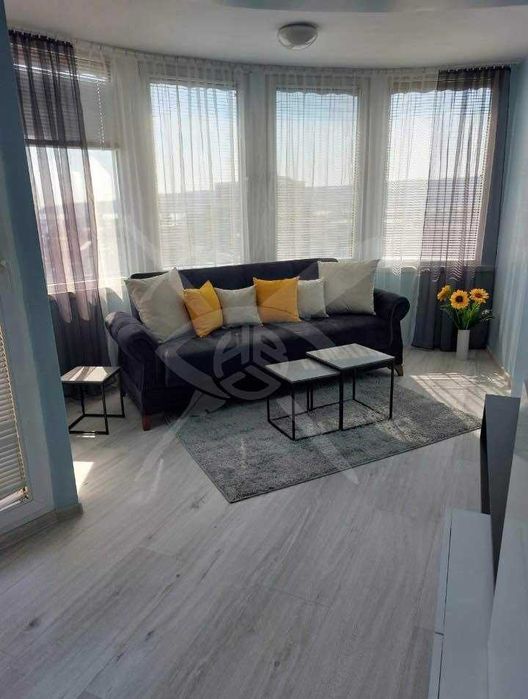 Дава се под наем Двустаен апартамент в Варна, Гръцка махала - 60 кв.м за 550 € - Снимка #1