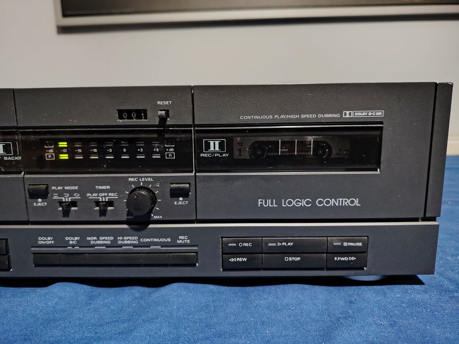 GoldStar model FK-675 deck, defect.