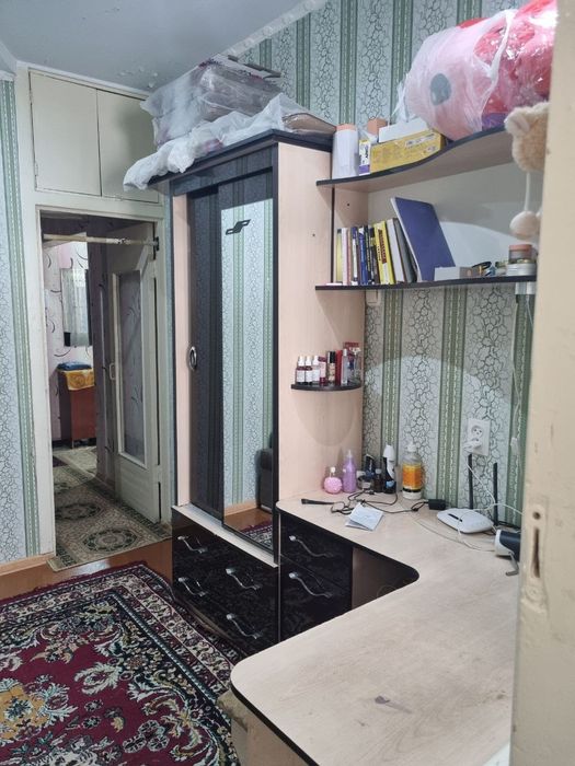 Навоий шахрида 2 хонали Уй сотилади манзил: Низомий 2