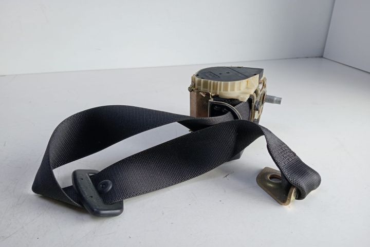 Centura de siguranta dreapta spate   33010989 Mercedes-Benz C-Class W