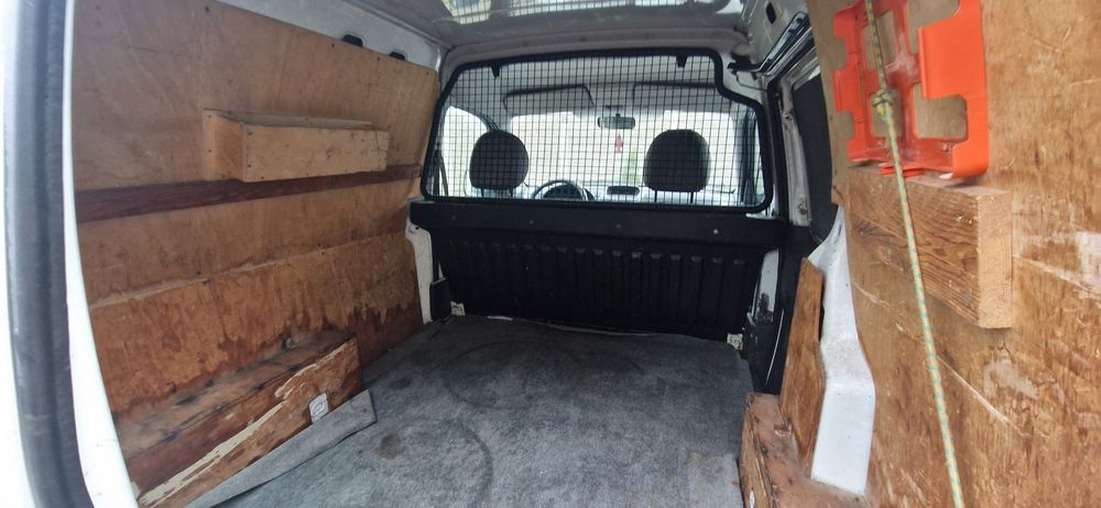 Citroen berlingo fără schimburi sau variante