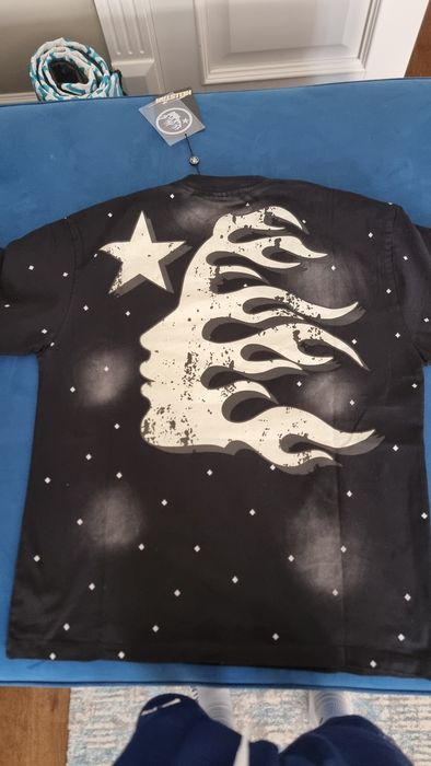 Футболка hellstar абсолютно новая