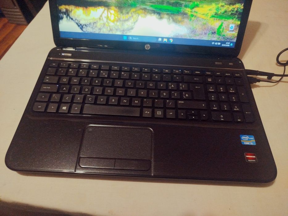 Laptop HP Pavilion i5, 8Gb RAM, SSD 256Gb