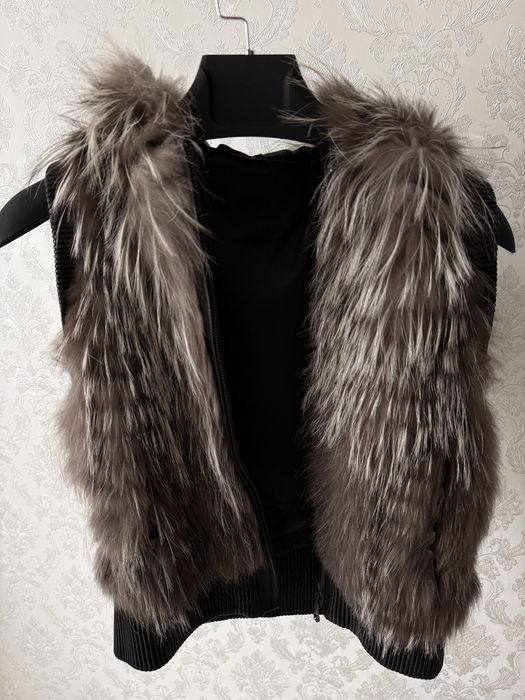 Жилеткая меховая 42 размер