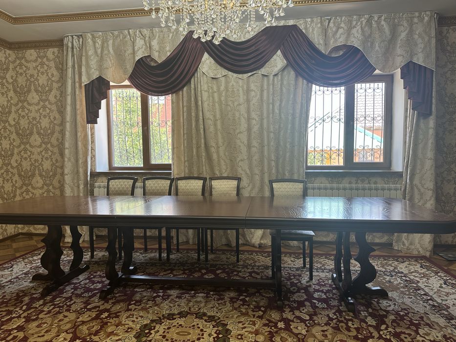 Продам  Стол  5(3,4) без стульев