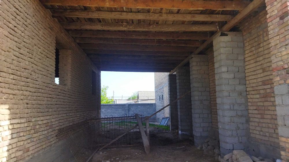 Участка сотилади