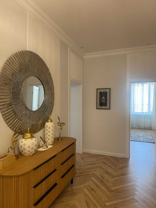 Продажа 4-комнатной квартиры