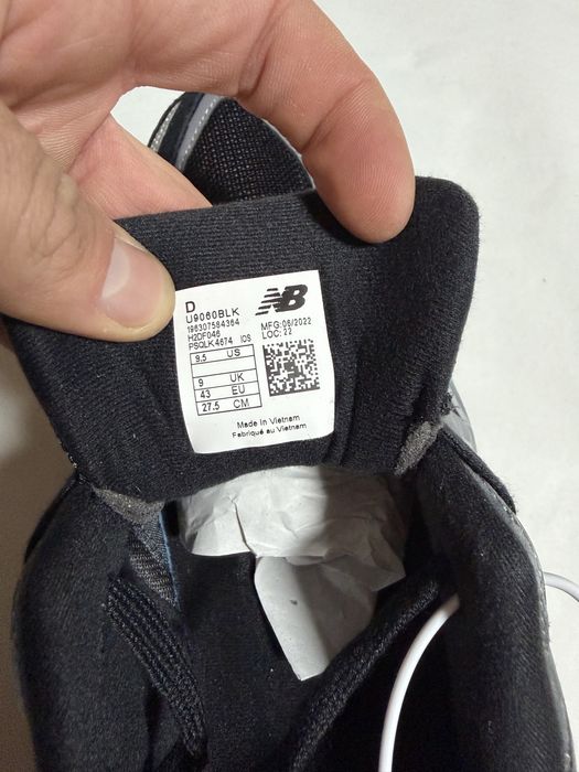 Adidasi New Balance 9060