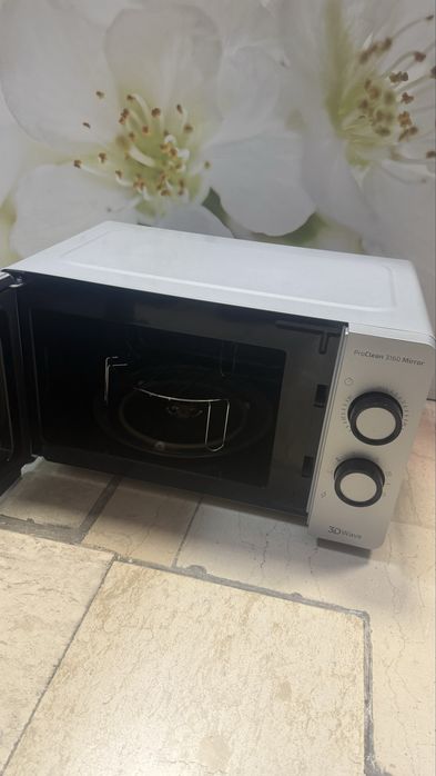 Микровълнова фурна с грил Cecotec ProClean 3160 Mirror 20L