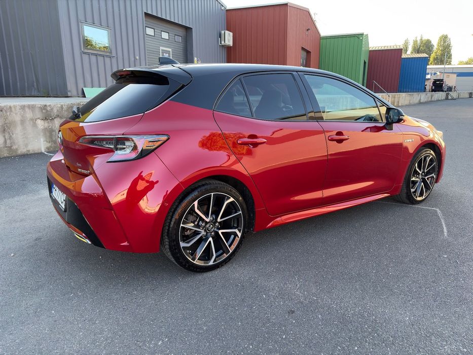 Toyota Corolla 2.0 Hybrid /  Garantie + Anvelope Iarna