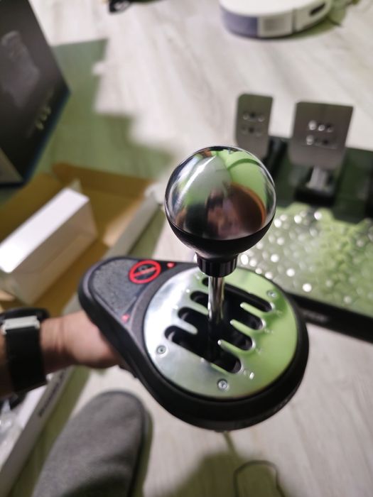 Комплект Волан Thrustmaster T300RS, T-LCM педали, TH8A скорости