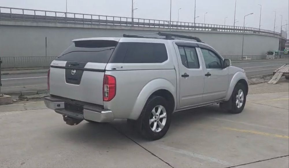 Nissan navara 2014